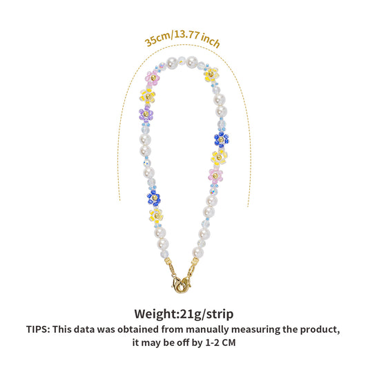 Summer Pearl Daisy Beaded Phone Strap – Short Wrist Lanyard with Elegant Floral Charms | Trendy Minimalist Phone Chain for Girls